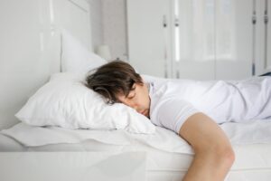Miego mokslas: patarimai, kaip pagerinti miego kokybę ir gerą savijautą